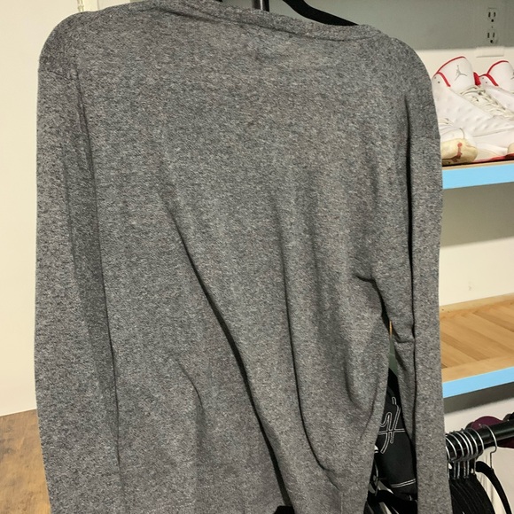 Old navy sweater grey small - Picture 2 of 3